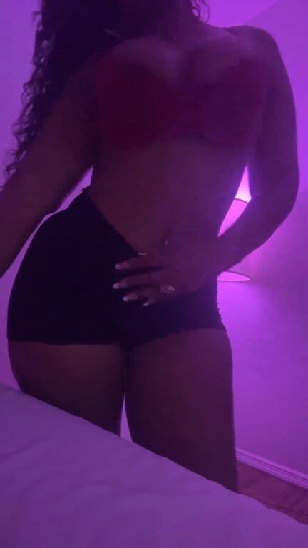 VieveNite's Streamate show and profile