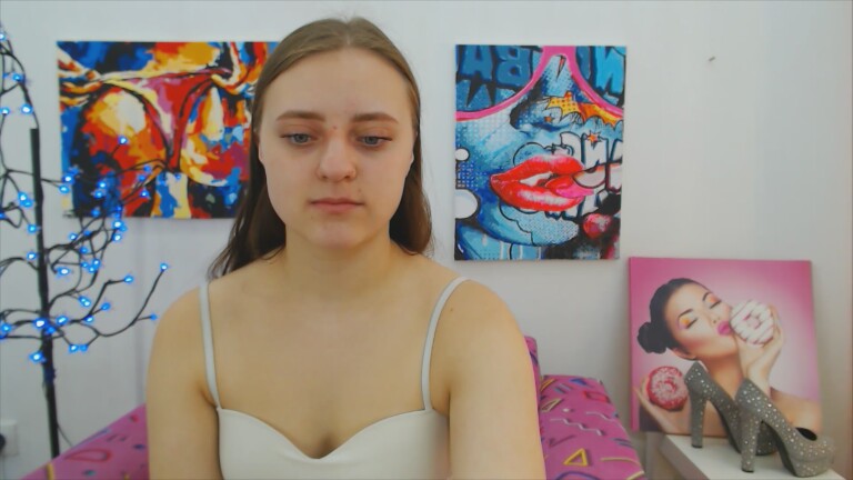 ArinaBelly's Streamate show and profile