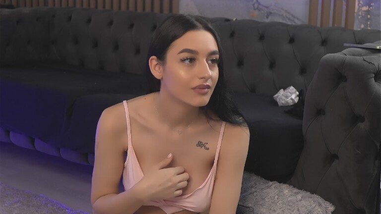 ElaraVixen's Streamate show and profile