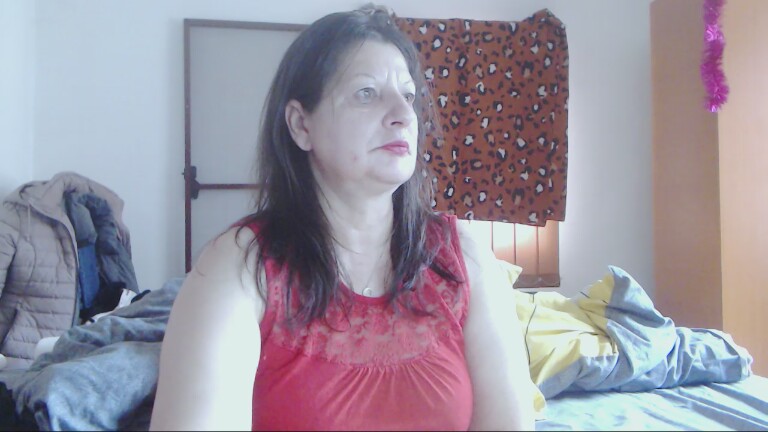 ExtasyMature's Streamate show and profile