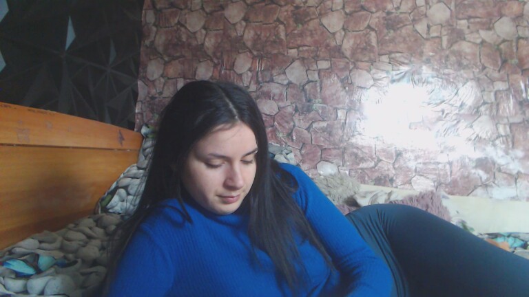 SELYINA's Streamate show and profile